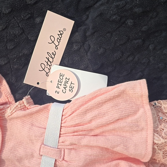 Little Lass Pink 2 Piece Capri Set NWT Size 12 Months - Picture 2 of 4